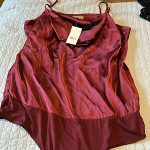 NWT willow root burgandy bodysuit sz xl. Cowl neck with lace